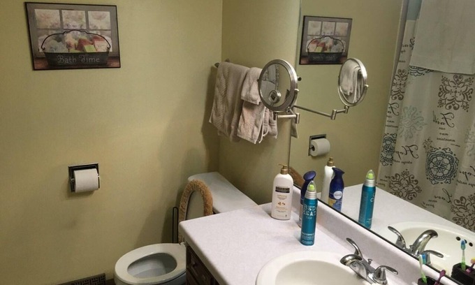 Fargo House | Two Private Rooms in Gorgeous Single Family Rambler!