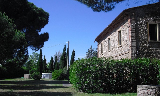 Bibbona House | Two-room apartment in a country house with park and swimming pool, near the sea.