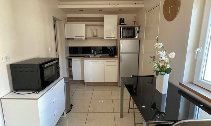 Montlucon Apartment | Two-room apartment in city center, FREE WIFI