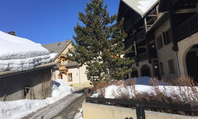 Monetier-les-Bains Apartment | Two-room apartment 47 m2, facing south, Serre-Chevalier Le Monêtier-les-bains