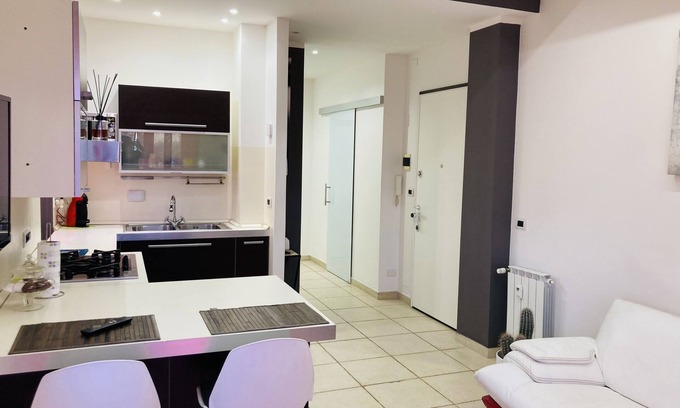 Turin Apartment | TWO-ROOM TORINO DELUXE