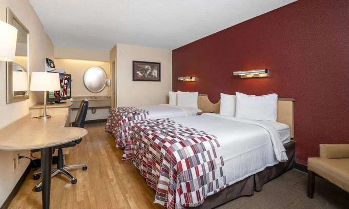 Bowmansville House | Two Spaces! Near Downtown Buffalo! w/ Free Parking, Pets are Allowed!