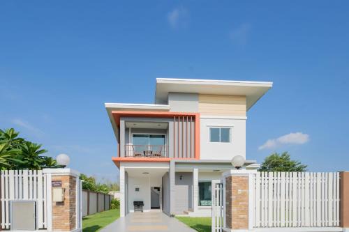 San Kamphaeng Apartment | Two Stories House The City - 91