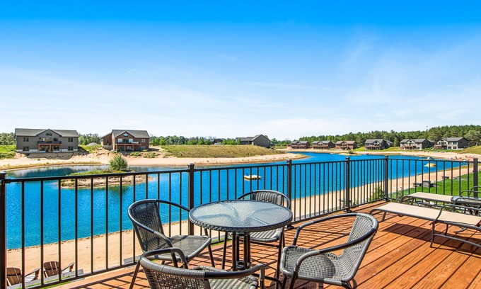 New Lisbon House | Two-story waterfront retreat with kayaks, central AC, deck, & washer/dryer