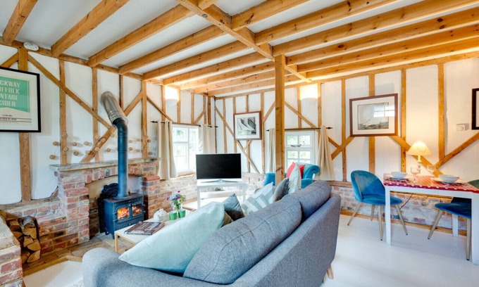 Chediston House | Twosome - One Bedroom House, Sleeps 2