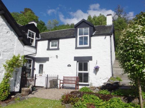 Arrochar House | TwoStones Self Catering Cottage