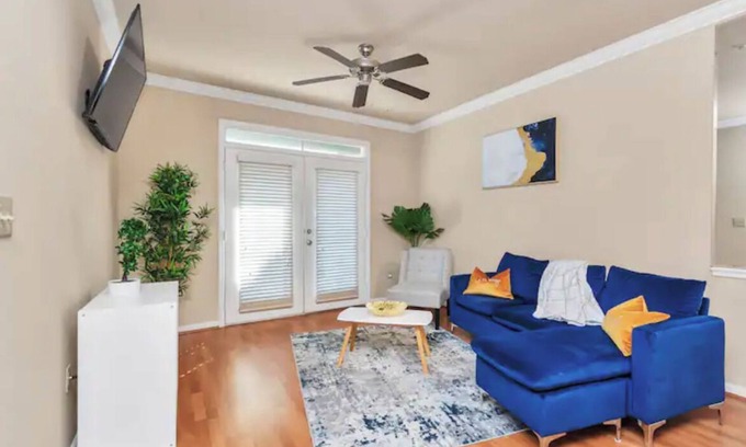 Texas Medical Center Condo | TX Med Center Condo: Ideal for Travel Nurses & Haven for MD Anderson patients