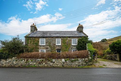 Llanfair House | Ty Mawr Llanfair