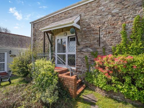 Gowerton House | Ty Ysgubor - Jyz