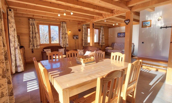 Notre-Dame-de-Bellecombe Ski Chalet | Typical chalet, 4 bedrooms, mountain view, WIFI, parking