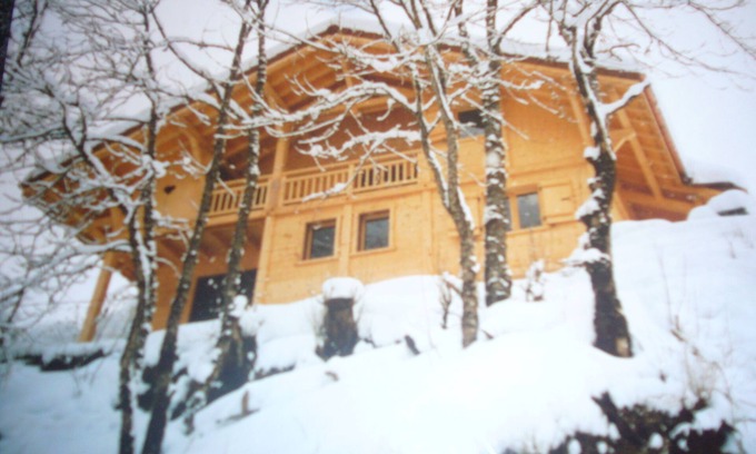 Thones Ski Chalet | Typical comfortable chalet in the heart of the mountains, change of scenery and calm guaranteed.
