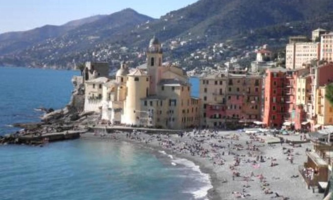 Camogli Apartment | Typical house on walk cod. Citra 010007-LT-0205