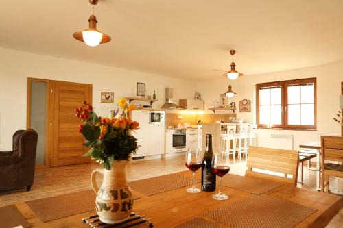 Bavory House | U Floderů