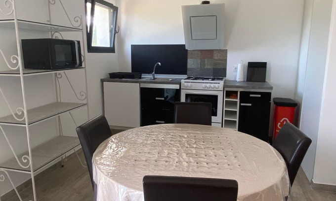 Aleria Apartment | U PRIMU - Spacious, quiet apartment Aléria