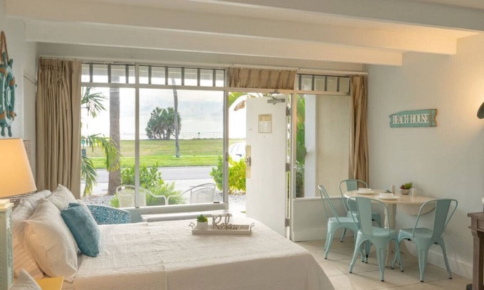 Ruskin Condo | U104 Oceanview/Sunset View/Floor Unit/Steps from Pool Beach!