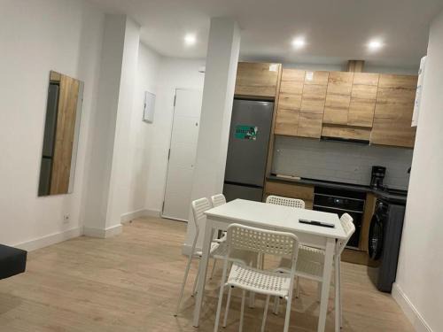 Almendrales Apartment | U2 Apartamento a estrenar, cerca de Metro