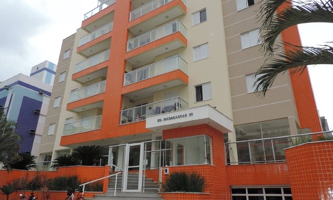 Praia Grande Apartment | Ubatuba - Praia Grande - New Apt with 3 bedrooms 80 meters walk from the sea.