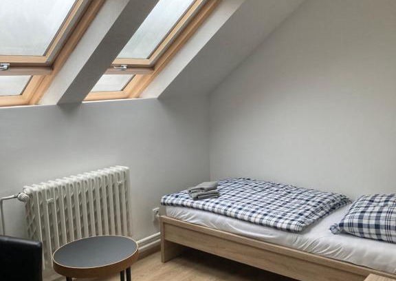 Slany House | Ubytování Na špejcharu, Želevčice