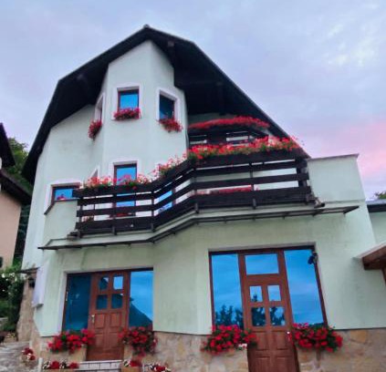 Luhacovice House | Ubytování na Lesní
