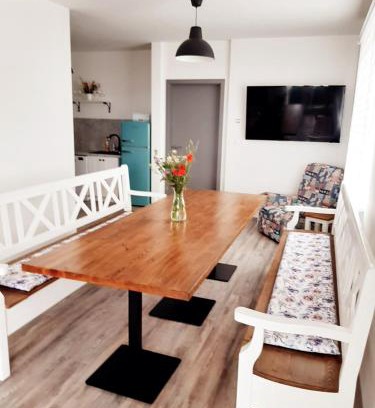 Velky Meder Apartment | Ubytování Valentovi