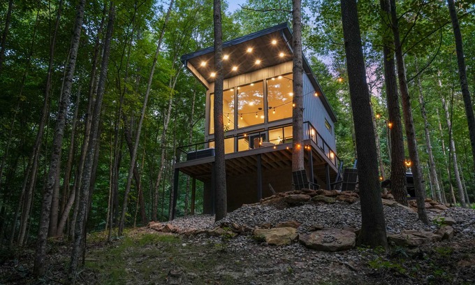 Rockbridge Cabin | Uckor's Edge | Modern Cabin | Hocking Hills