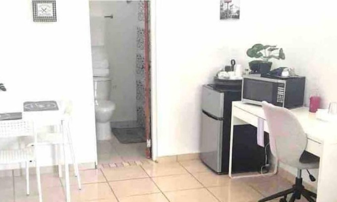 Puerto Nuevo House | Uhappy Place Best Location San Juan! Studio for 2