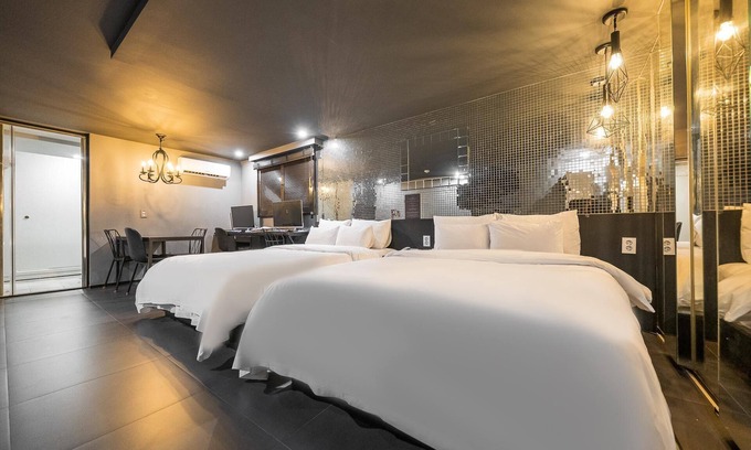 Uijeongbu Hotel | Uijeongbu XYM Premium Hotel