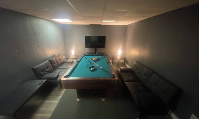 Rockford House | Ultimate Game House with Pool & Foosball table