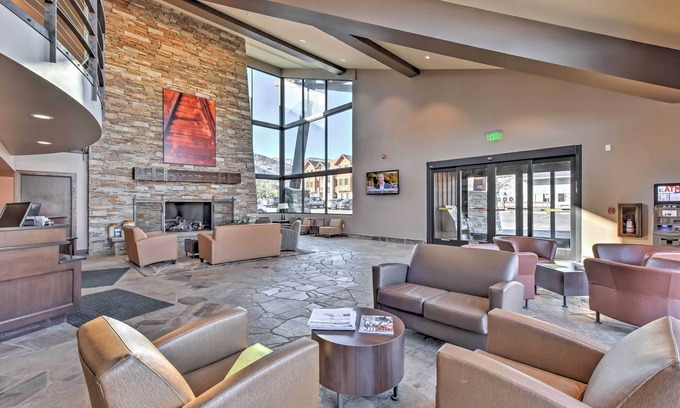 North Park City Apartment | Ultimate Park City Studio w/Pool & Hot Tub!