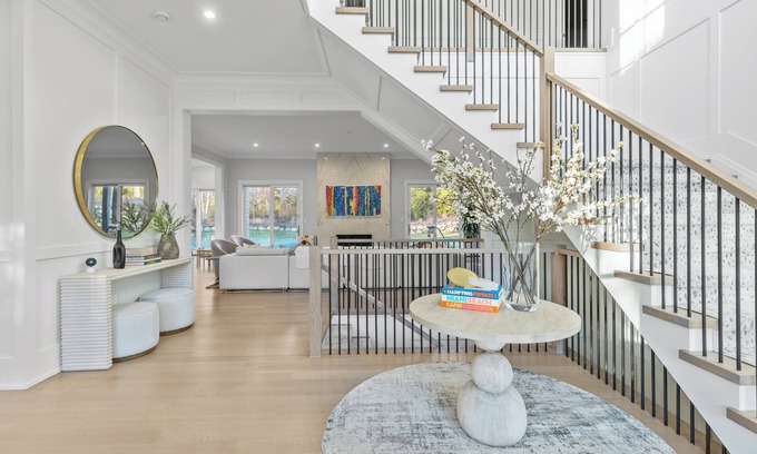 Bridgehampton House | Ultra Modern Bridgehampton Gem, Perfect Location, 6 Beds, Heated Pool, Hot Tub