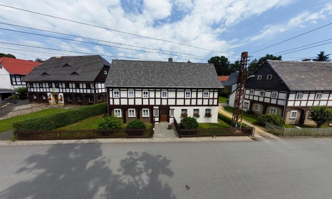 Grossschoenau House | Umgebindehaus an der Mandau