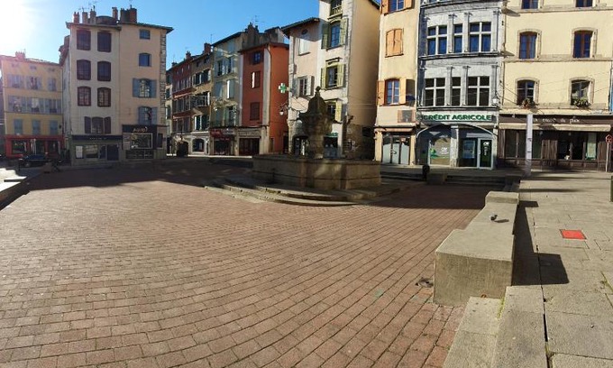 Le Puy-en-Velay Apartment | Un charmant F2 pour les voyageurs et les pèlerins!