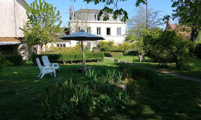 Beaune-la-Rolande House | une maison à la campagne