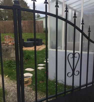 La Ferte-Beauharnais House | Une maisonnette au cœur de la Sologne des étangs