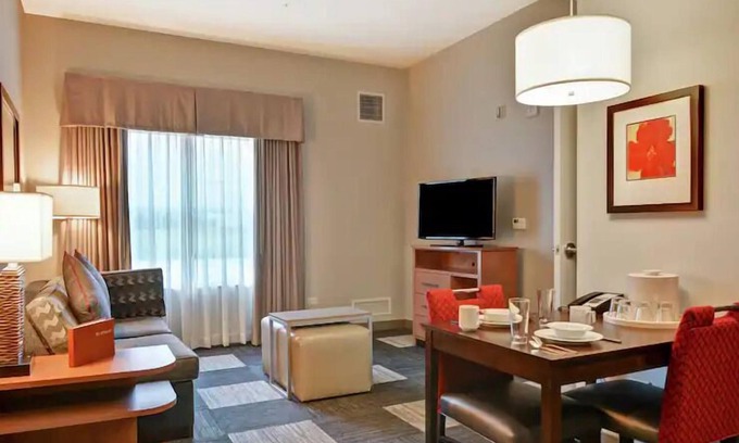 McNeil Hotel | Unforgettable Resort Experiences Await:3 Units w/Free Parking,Full Kitchen,Pool
