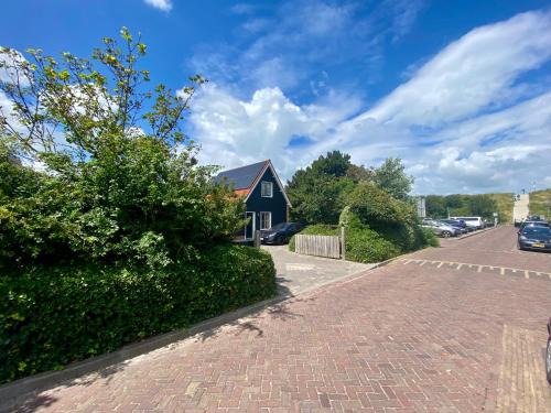 Domburg House | Uniek huis onderaan de duinen -veel privacy- eigen parkeerplaats