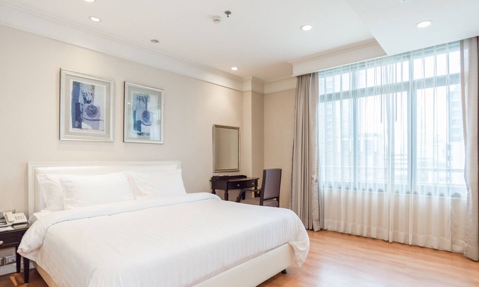 Chidlom Apartment | Unique 2 BR nearby Chidlom Center/BTS Chidlom