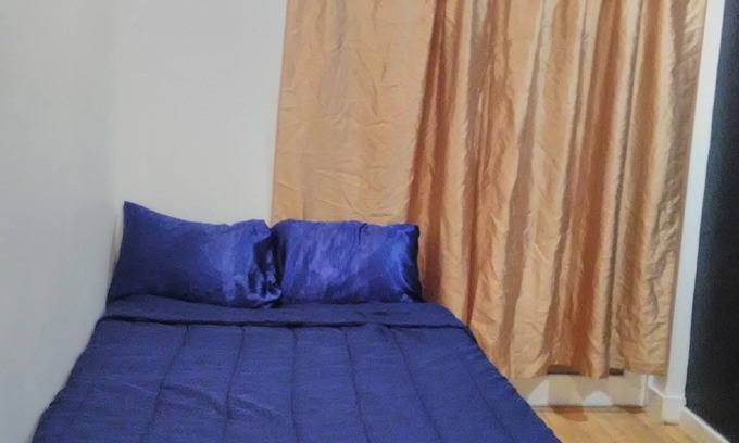Downtown Baltimore Apartment | Unique 2 <}