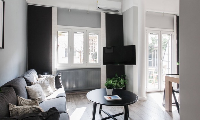 Filothei Apartment | Unique 2BR Apartment in Filothei