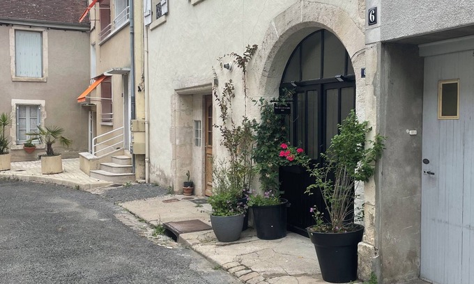 La Charite-sur-Loire Apartment | Unique and luxurious apartment located in the heart of La Charité sur Loire.