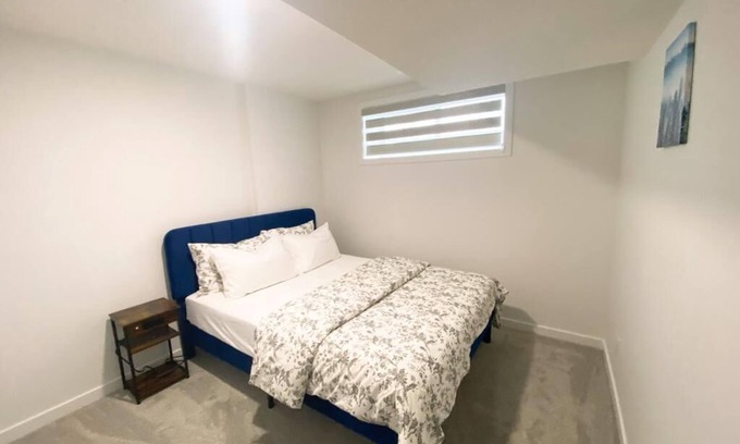 Calgary House | Unique and cozy 2 bedroom ,1 bathroom lower level suite in a family home.