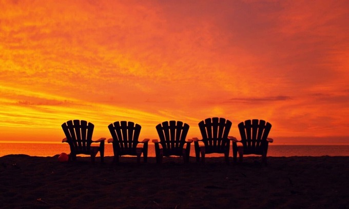 Sarnia Cottage | Unique and Cozy Cottage in Sarnia with a private Beach on Lake Huron