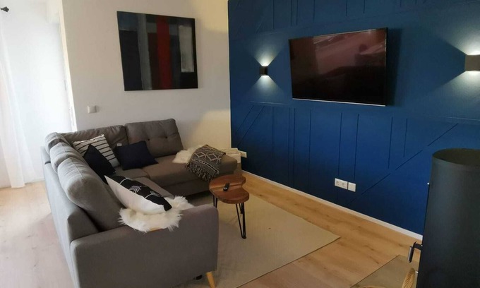 Petting Apartment | Unique and modern apartment with designer bathroom and balcony