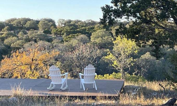 Pipe Creek House | Unique Country Camper, Spacious, Bright, Charming!