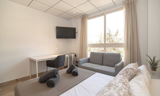 L'Amistat House | Unique Estudio 2 (25 m²)