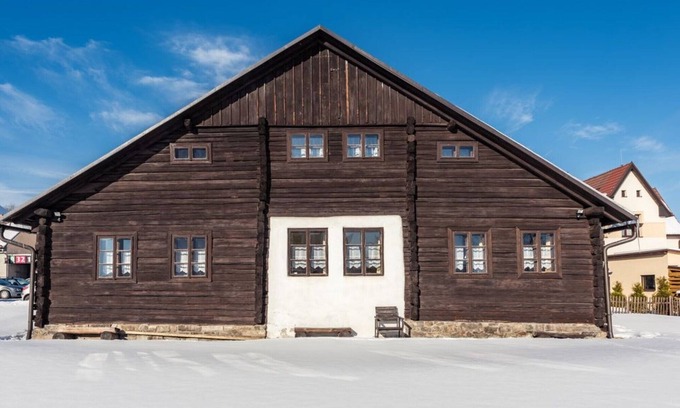 Volary House | Unique guesthouse in the historic Alpenhaus