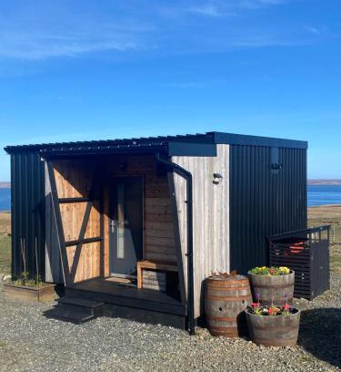 Isle of Lewis House | Unique luxurious cabin on sea view working croft