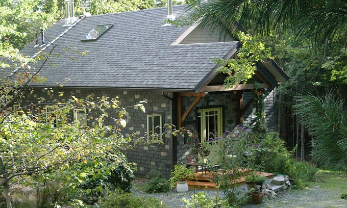 Bernard House | Unique Slate-sided Artist's House in Quiet Rural area near Acadia National Park