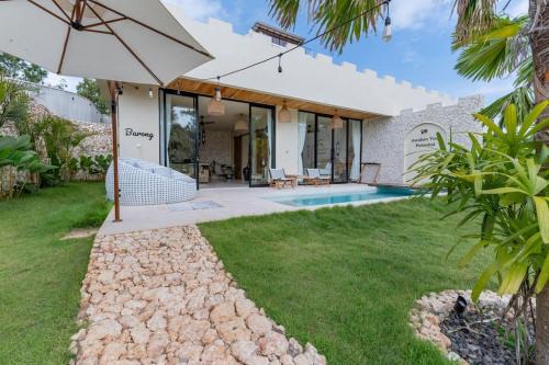 Uluwatu Villa | Unique Tropical Villa in Uluwatu