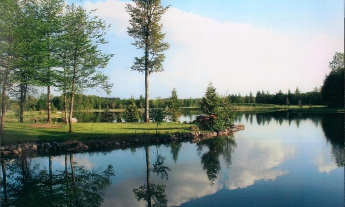 West Grey House | Unique, very private log cabin on private lake.
